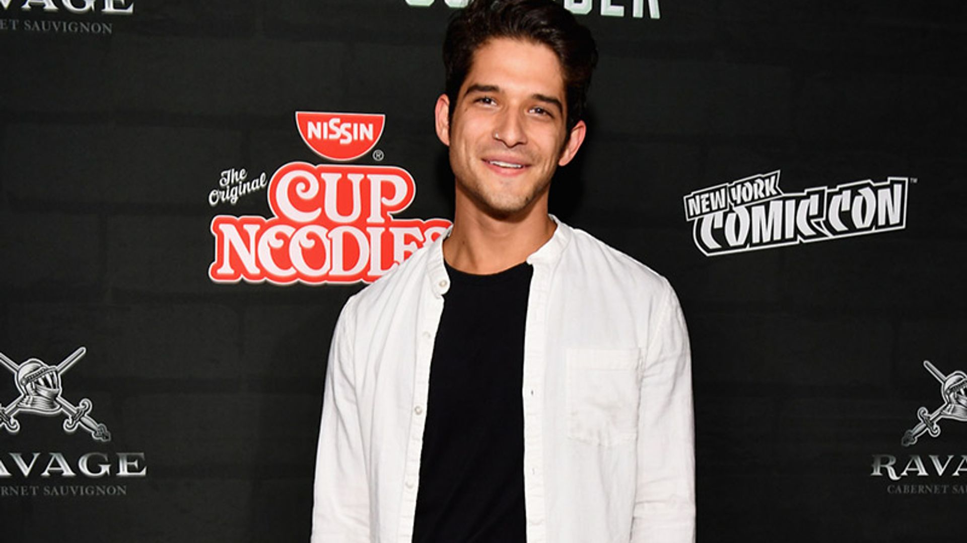 Comodidad y estilo desenfadado: La personalidad de Tyler Posey, también en sus zapatos