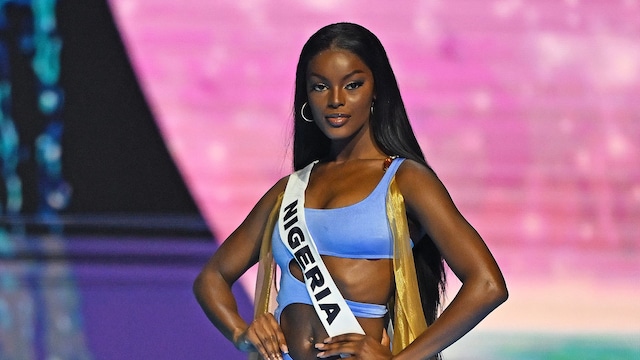 Plano entero de Miss Nigeria en el escenario durante Miss Universo 2024