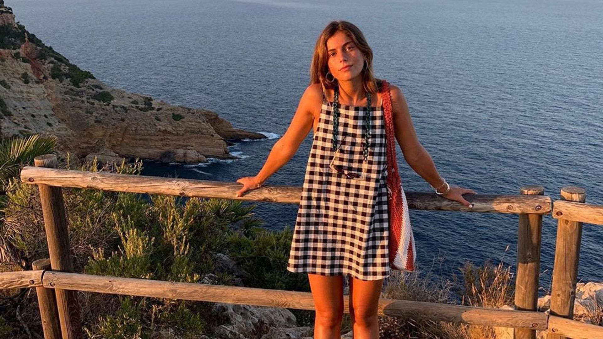 Solo necesitábamos un vestido viral de Zara para confirmar cuál será el estampado del otoño