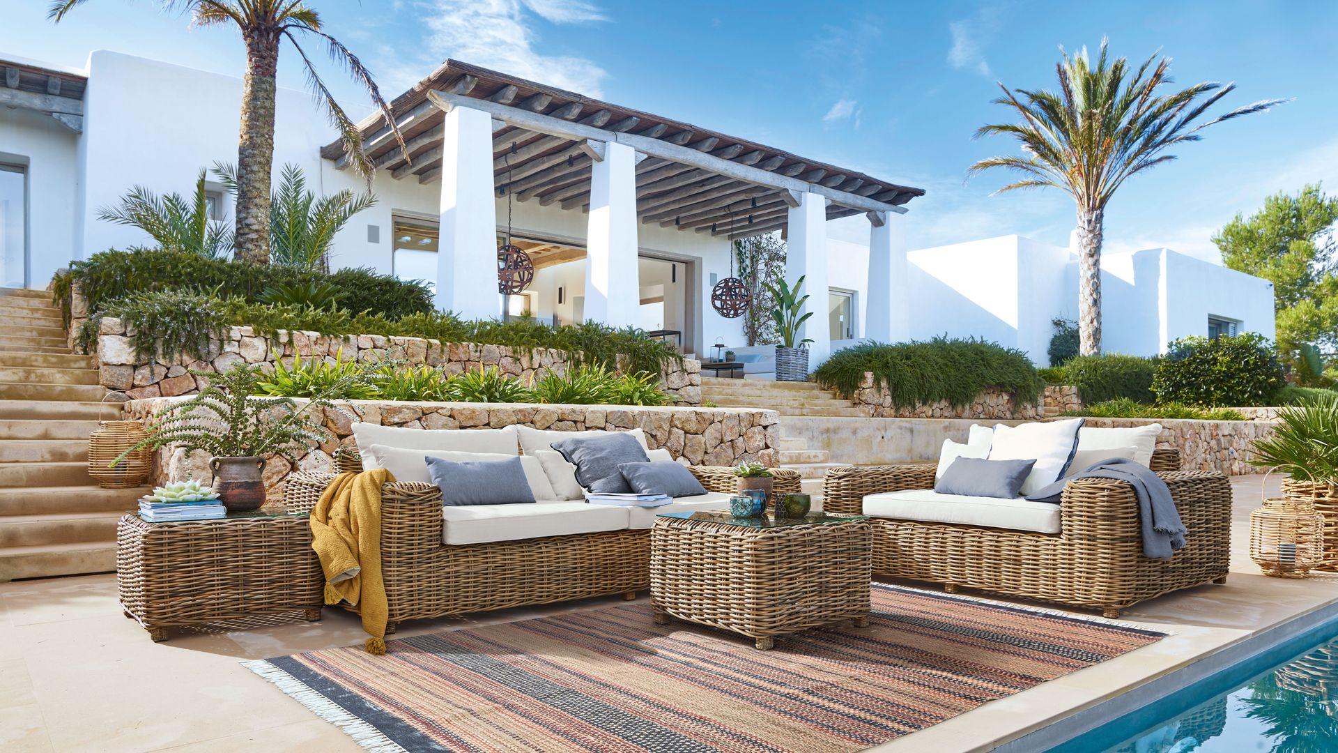 Exterior de estilo mediterráneo