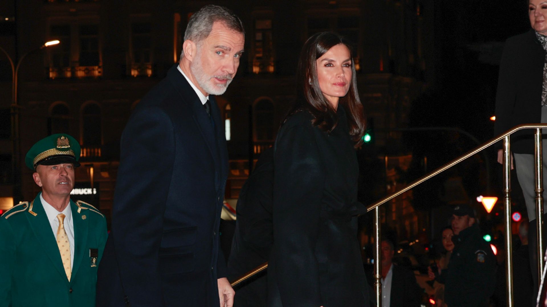 Los reyes Felipe y Letizia ya están en Atenas para asistir al funeral de Constantino de Grecia