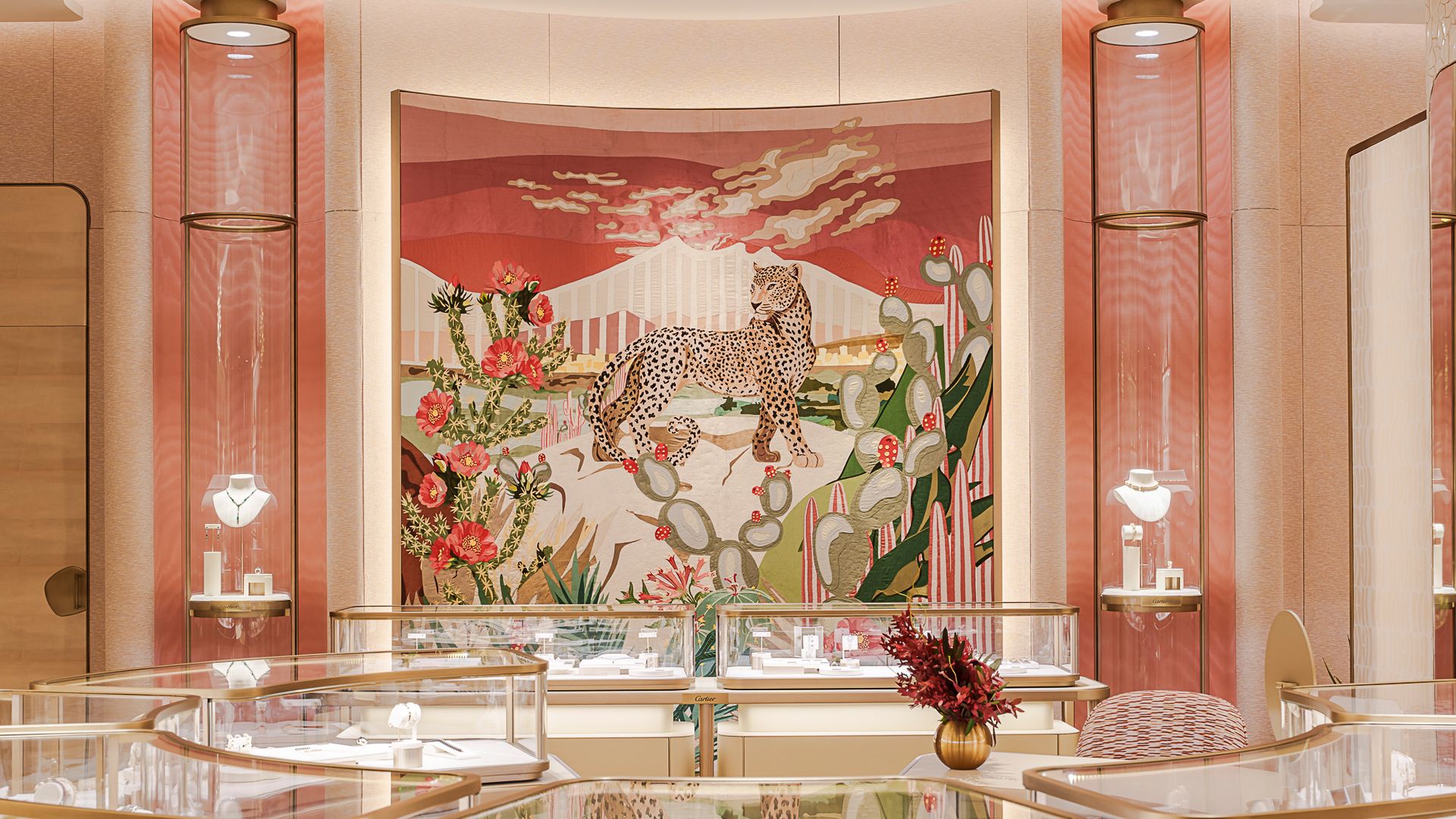 La nueva boutique de Cartier refleja al máximo su ADN.
