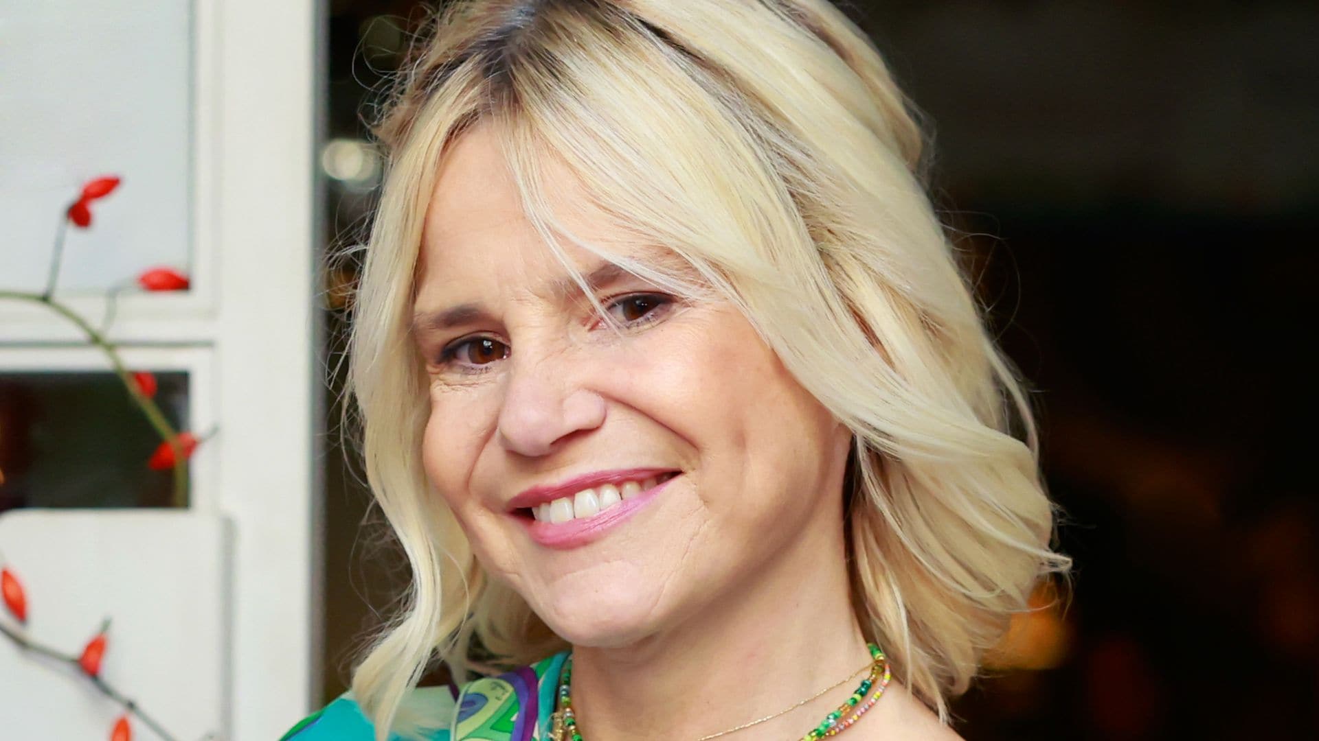 El divertido vídeo de Eugenia Martínez de Irujo: descalza, en toalla y compartiendo un helado con su cerdito