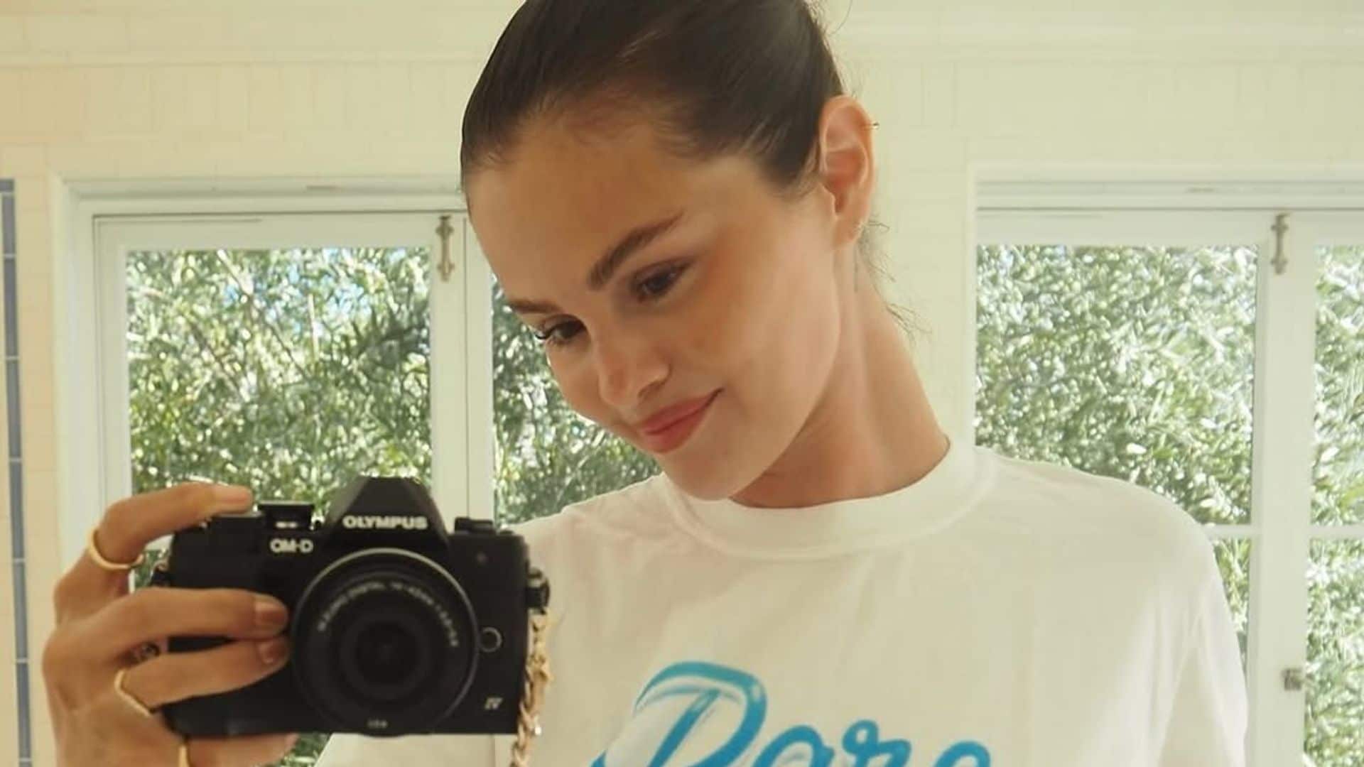 Selena Gomez estrena la manicura de tendencia del otoño