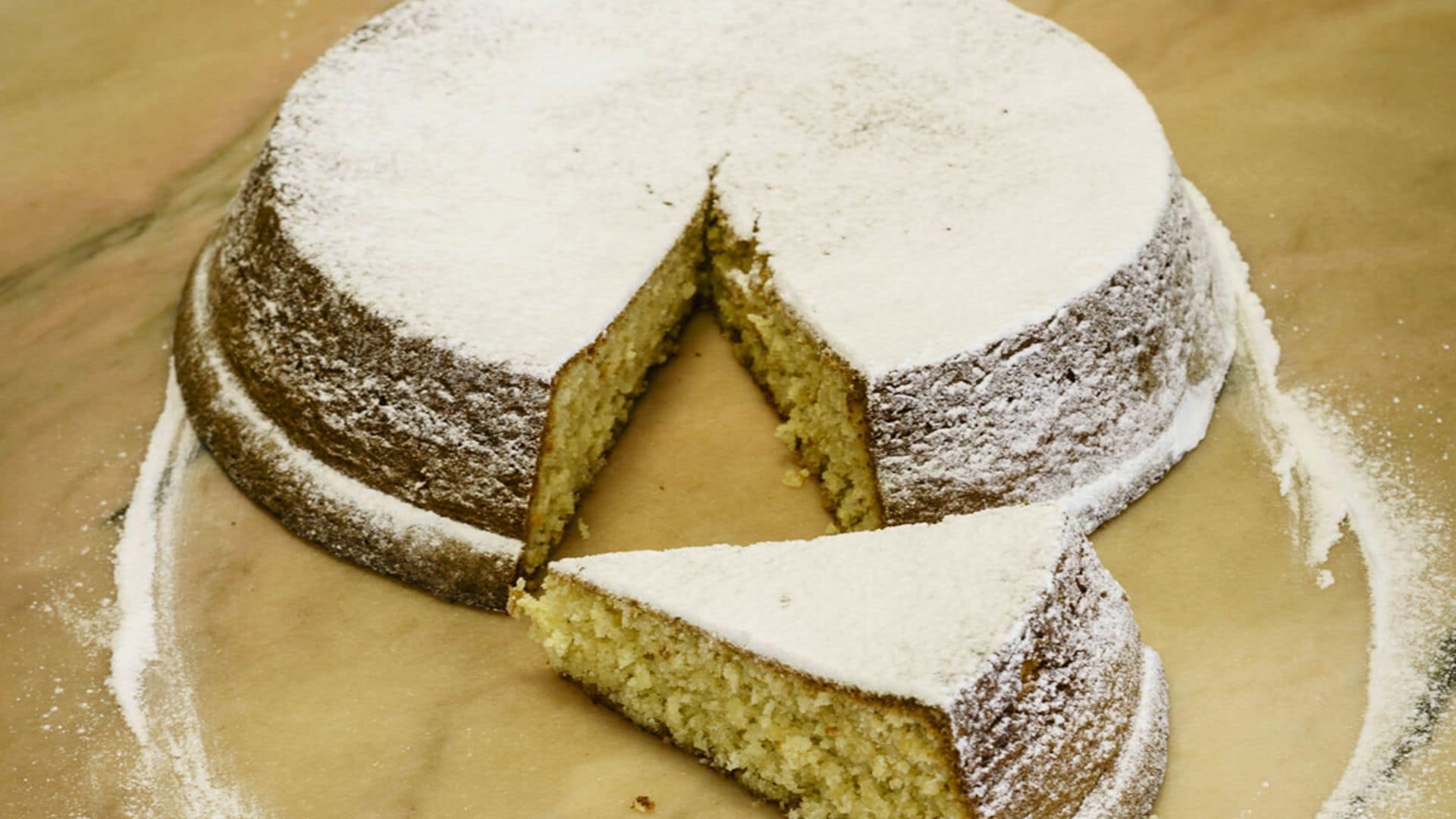'Gató' mallorquín de almendra