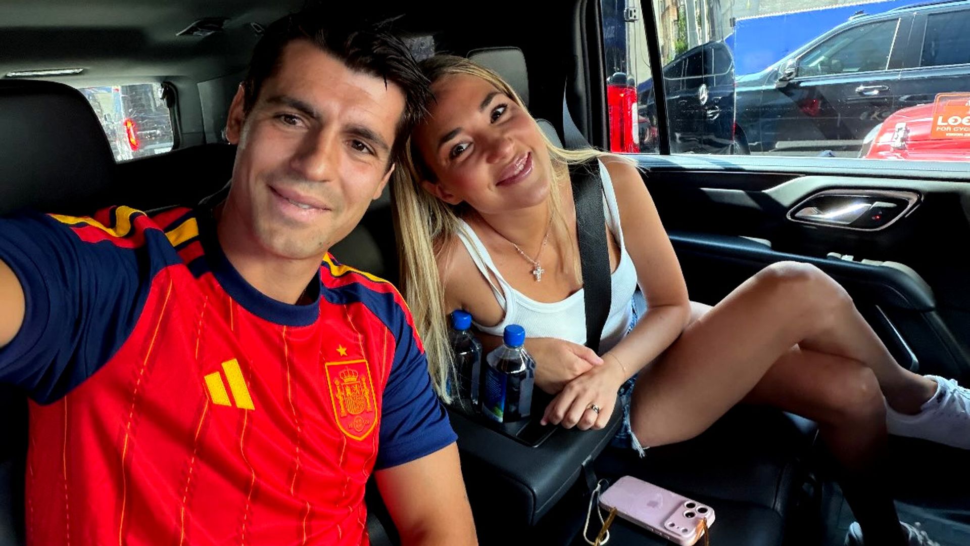 Alice Campello y Álvaro Morata hacen su viaje más especial tras reconciliarse, juntos en Nueva York para animar a 'La Roja'