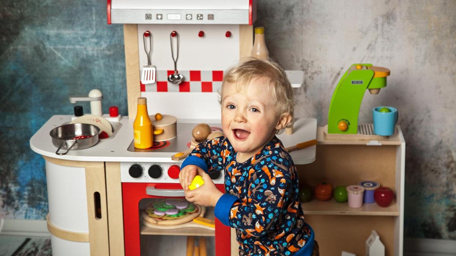 ¡A aprender jugando! Los juguetes más recomendables para bebés de 18 a 24 meses