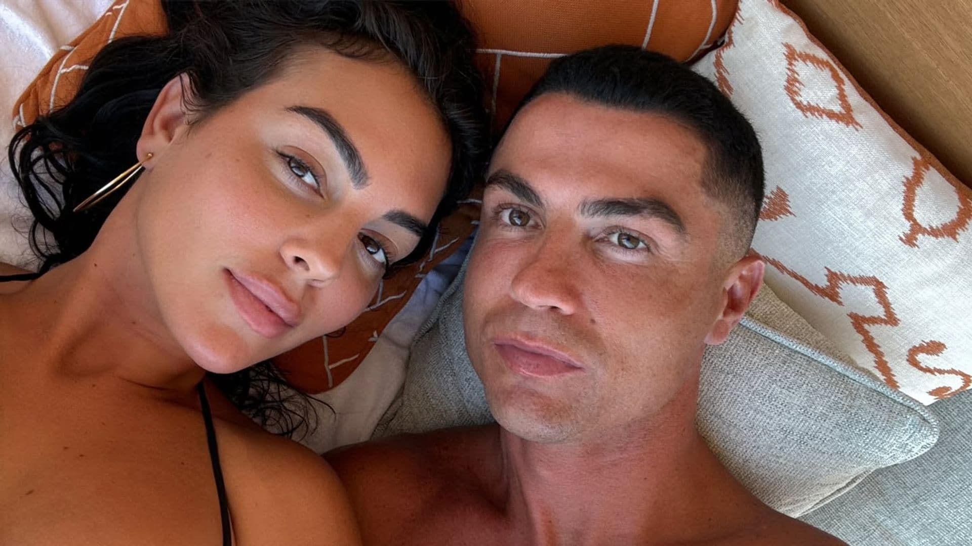 El momento en el que una turista se encuentra con Cristiano Ronaldo nadando en Mallorca