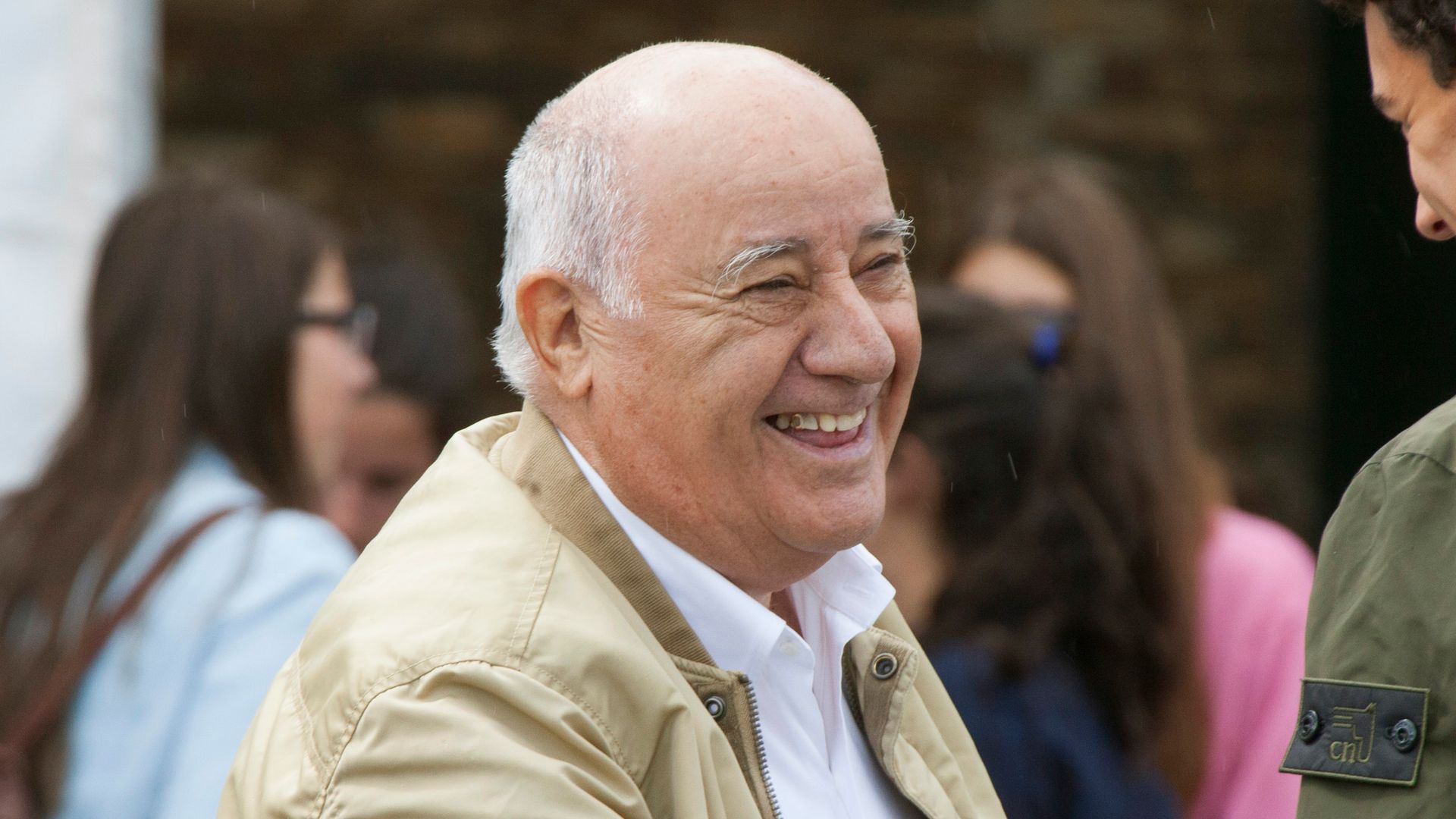 La vida a los 90: lo que no se ha contado de Amancio Ortega