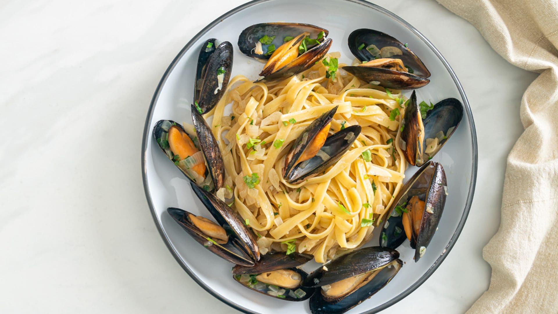 'Fettuccine' con mejillones