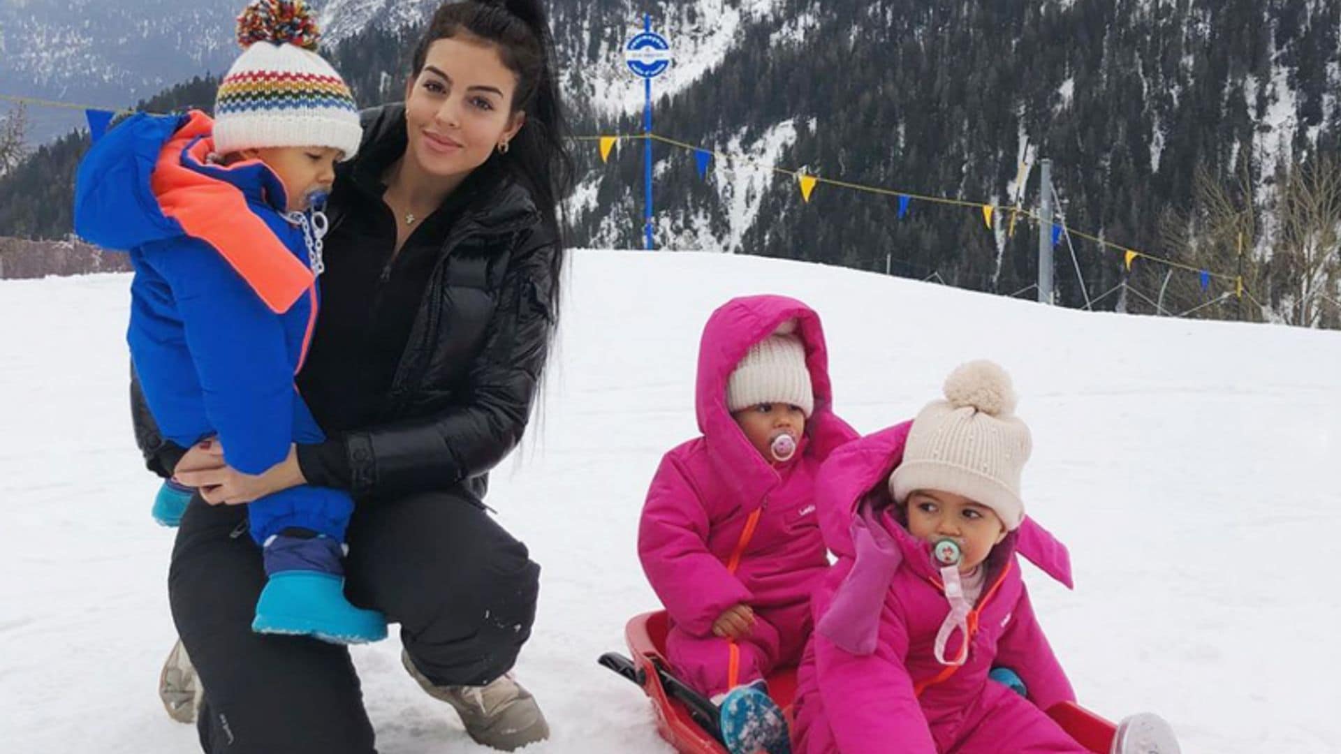 Luli Pampín, la artista infantil que pasó por el Ejército y ha visitado en su casa a los niños de Georgina y Ronaldo