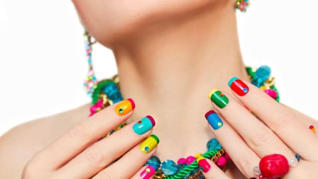 manicura francesa
