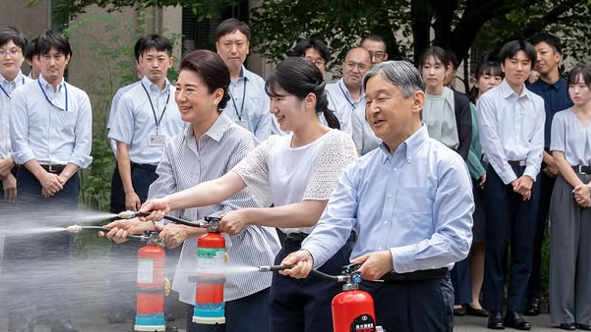 Los emperadores de Japón junto a Aiko han participado en la Prevención de Desastres