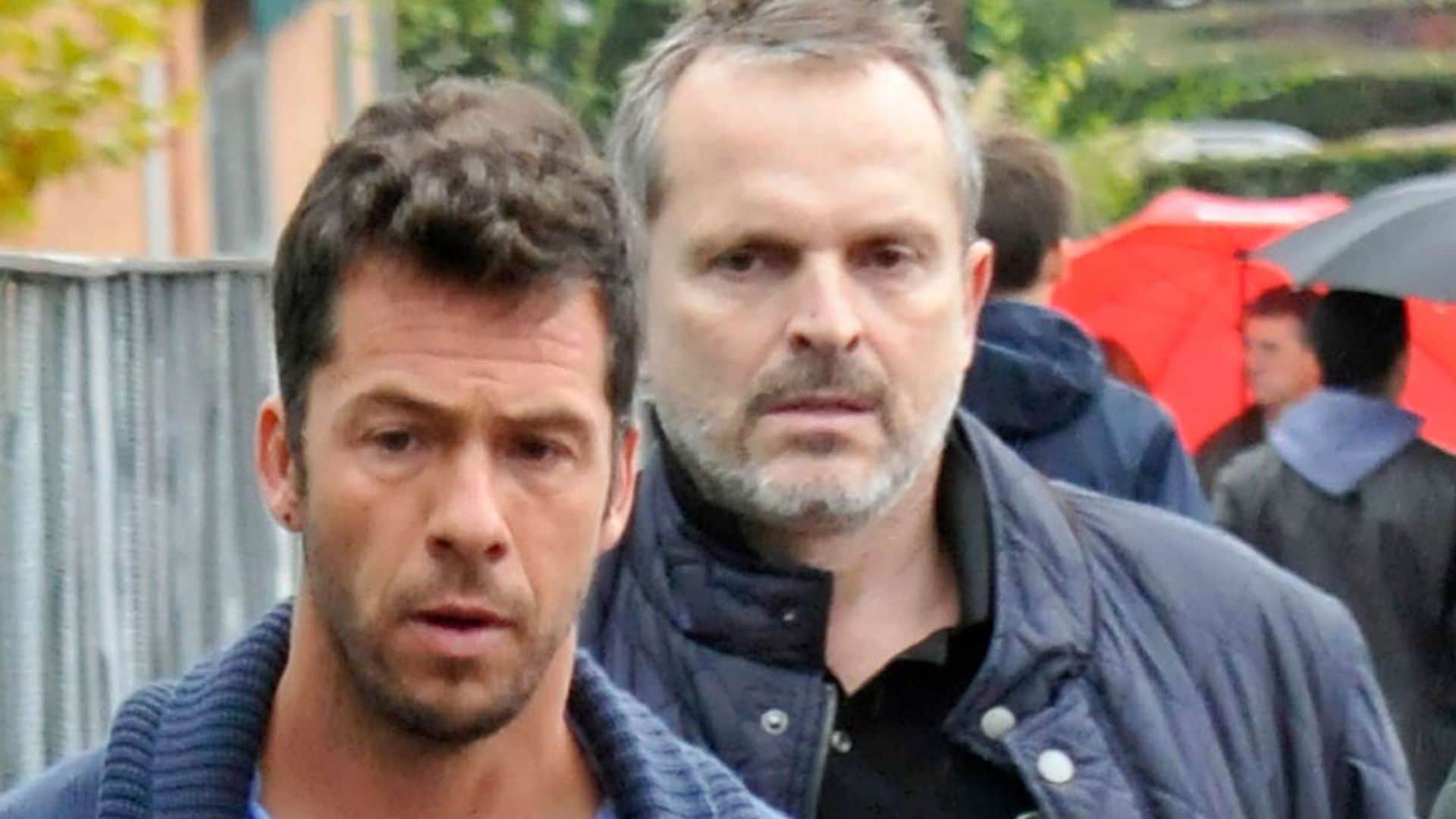 Nacho Palau demanda a Miguel Bosé por impedirle ejercer de padre