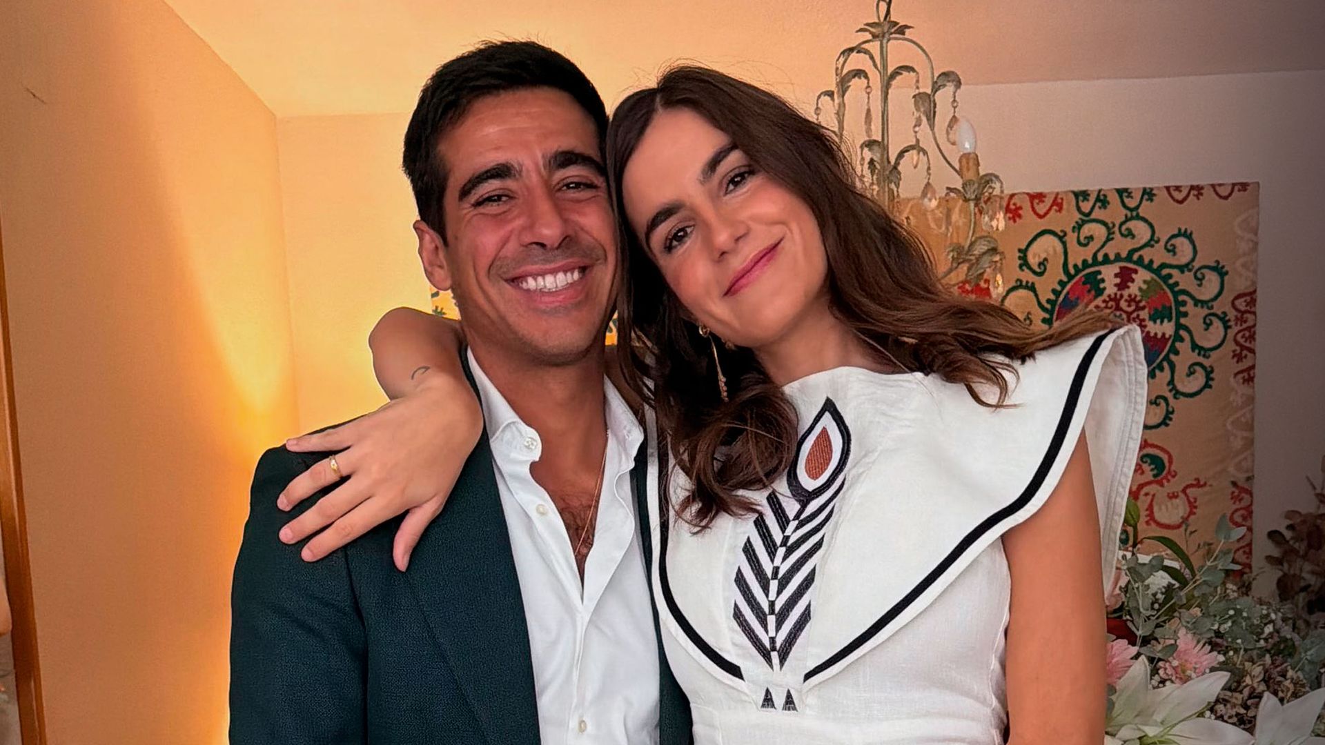 Alberto Herrera y Blanca Llandres durante la celebración de su pedida de mano, que tuvo lugar en Sevilla el pasado 4 de octubre