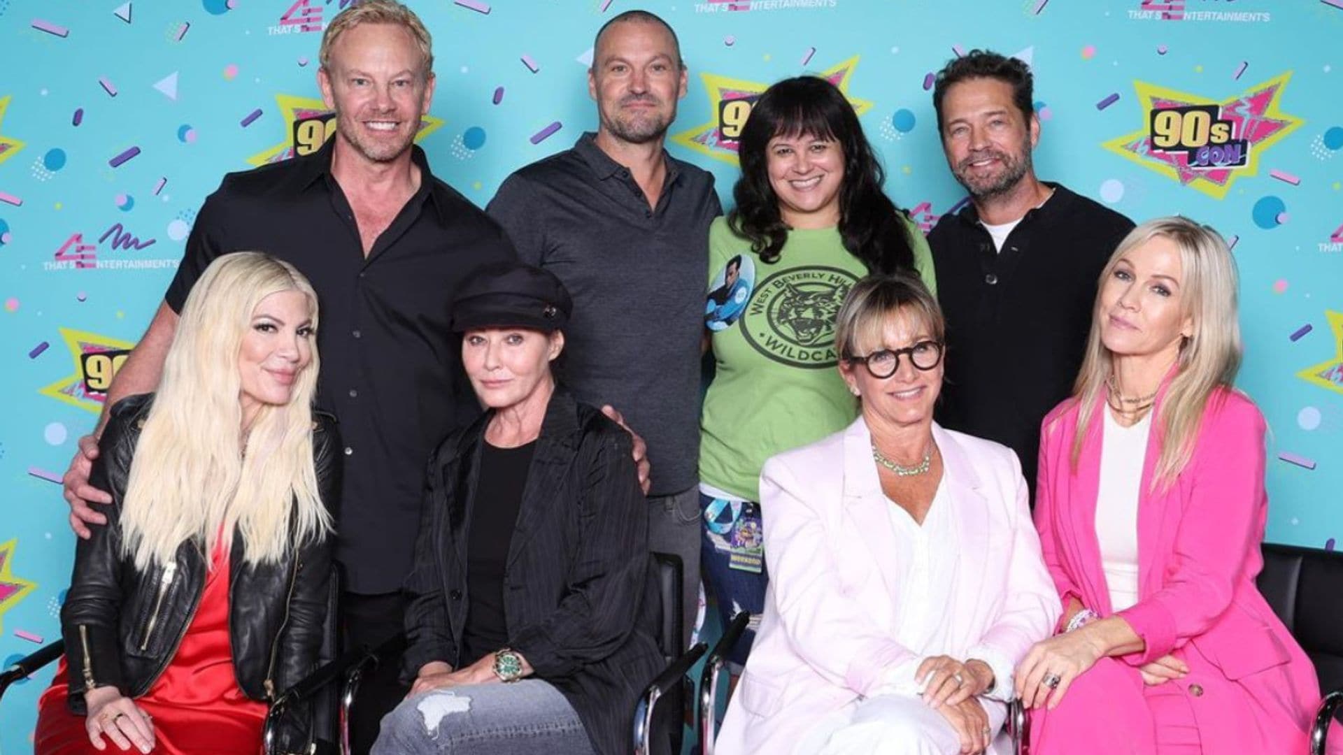La ovación que ha hecho llorar a Shannen Doherty durante el reencuentro con sus compañeros de 'Sensación de vivir'