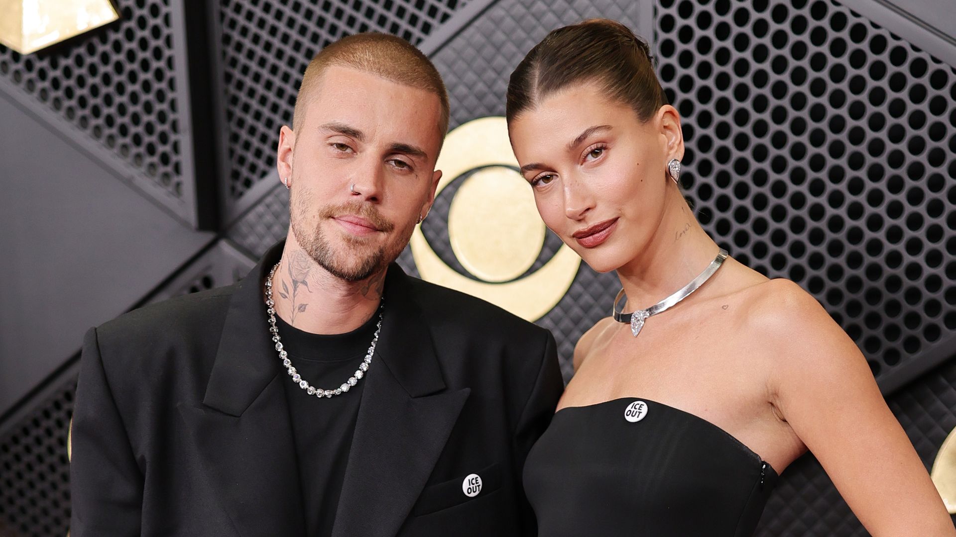 Justin Bieber y Hailey Bieber en los Premios Grammy 2026 en el Crypto.com Arena, en Los Angeles