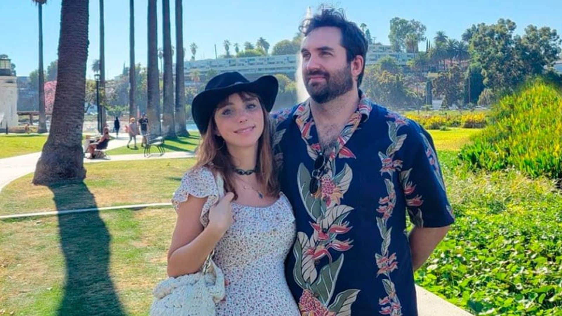 En medio de su dulce espera, Natalia Téllez disfruta de unas románticas vacaciones con su novio