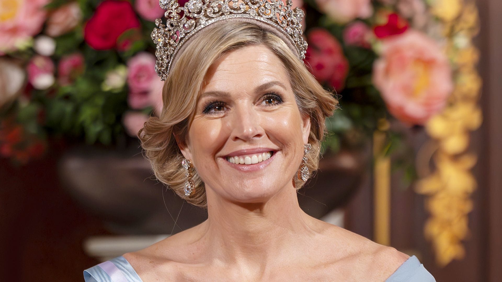 El 'secreto' de los looks rejuvenecedores de la reina Máxima