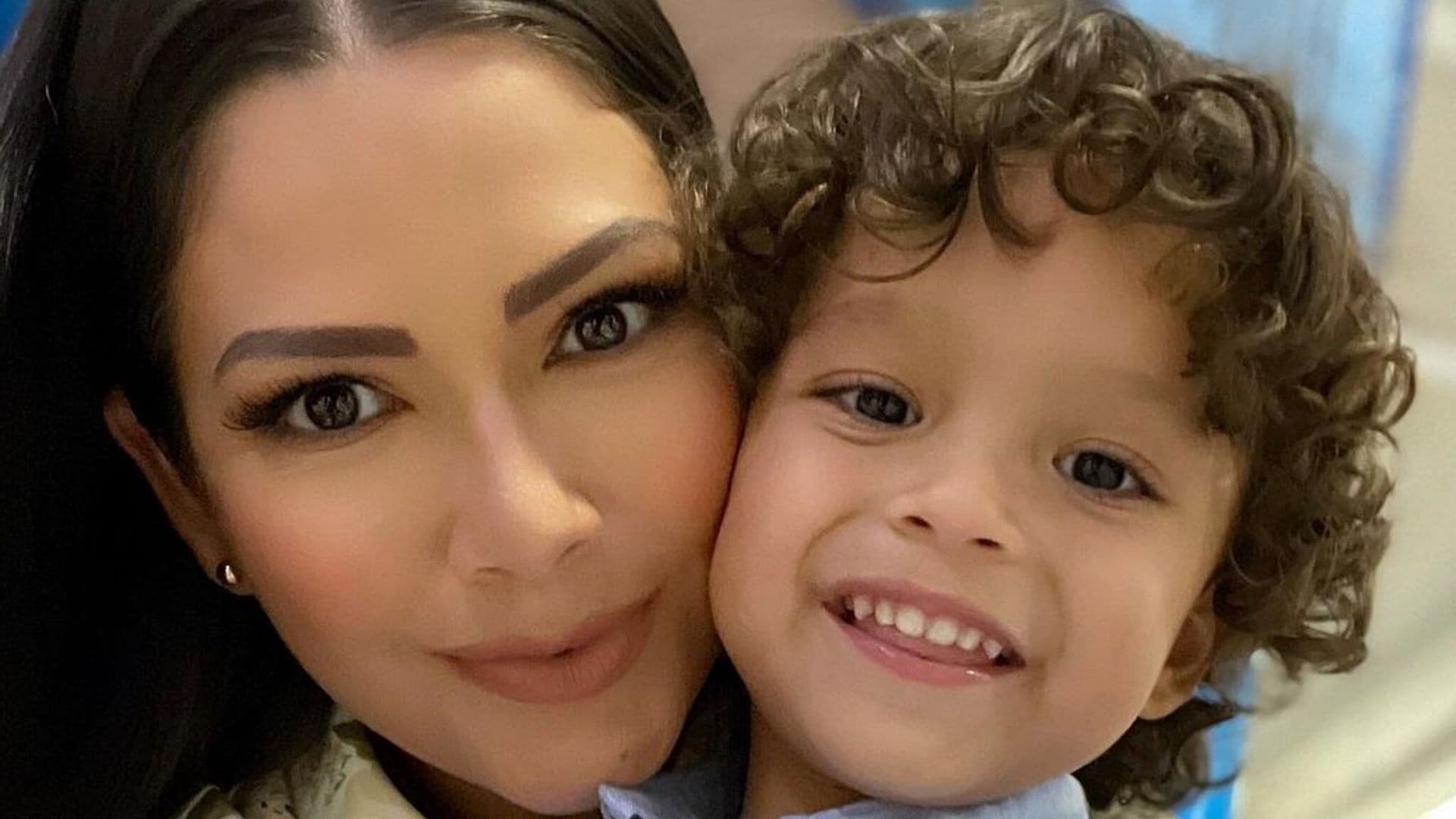 Con emoción, Ana Patricia Gámez comparte el primer día de clases de su hijo menor