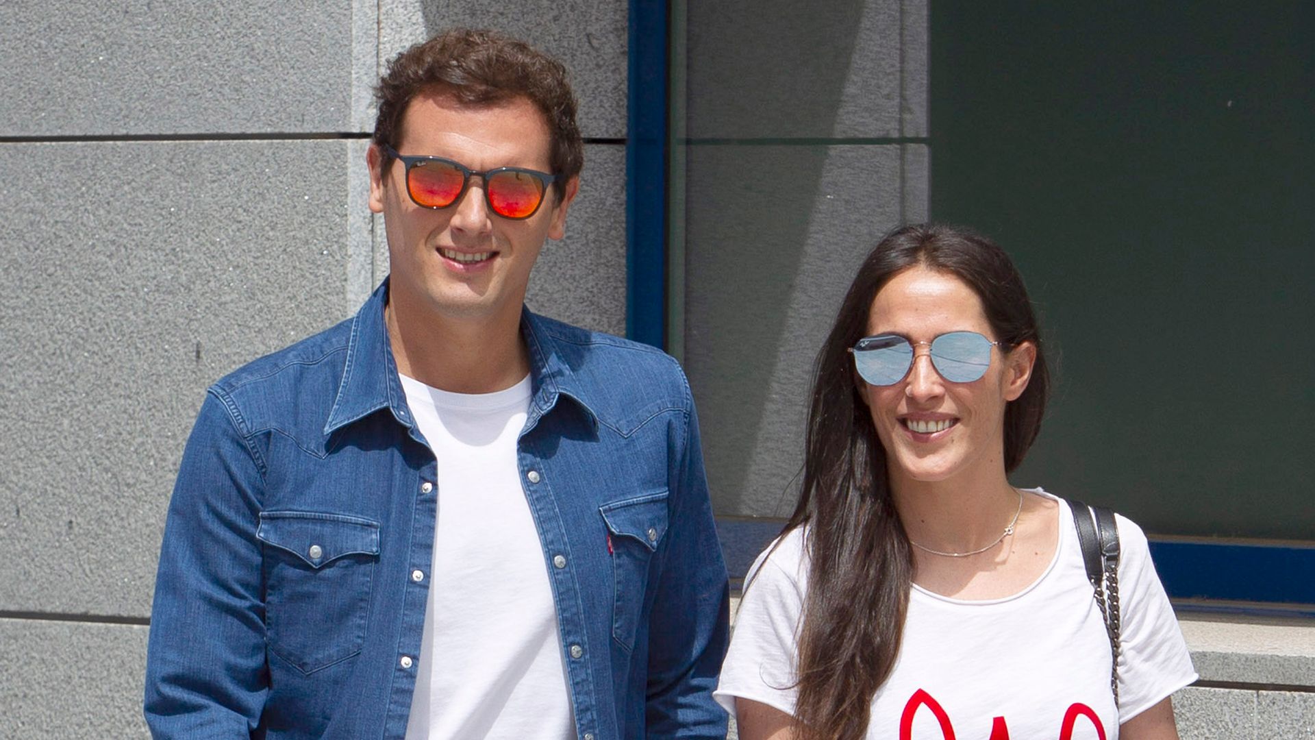 Albert Rivera abandona el hospital junto a Malú el 11 de julio de 2019