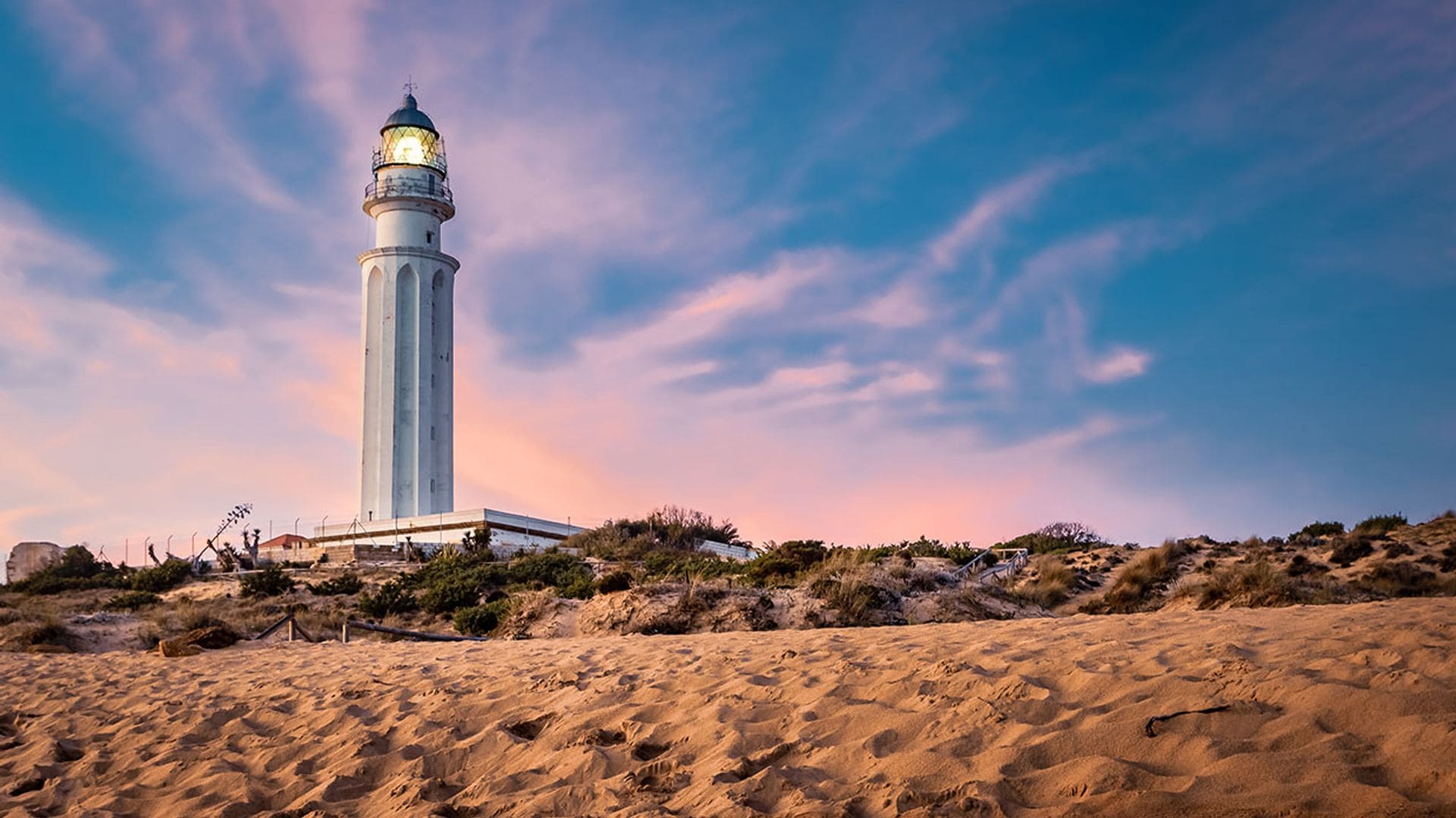 ¿Conoces los mejores destinos de la costa española? Descúbrelos por nuestro 25 aniversario