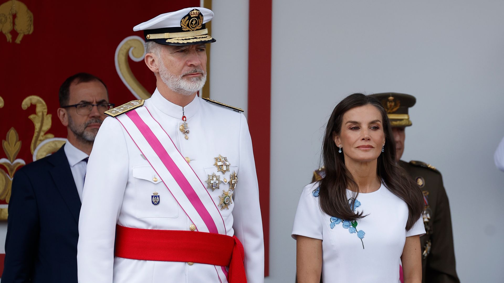 Los reyes Felipe y Letizia presiden el desfile del Día de las Fuerzas Armadas en Santa Cruz de Tenerife