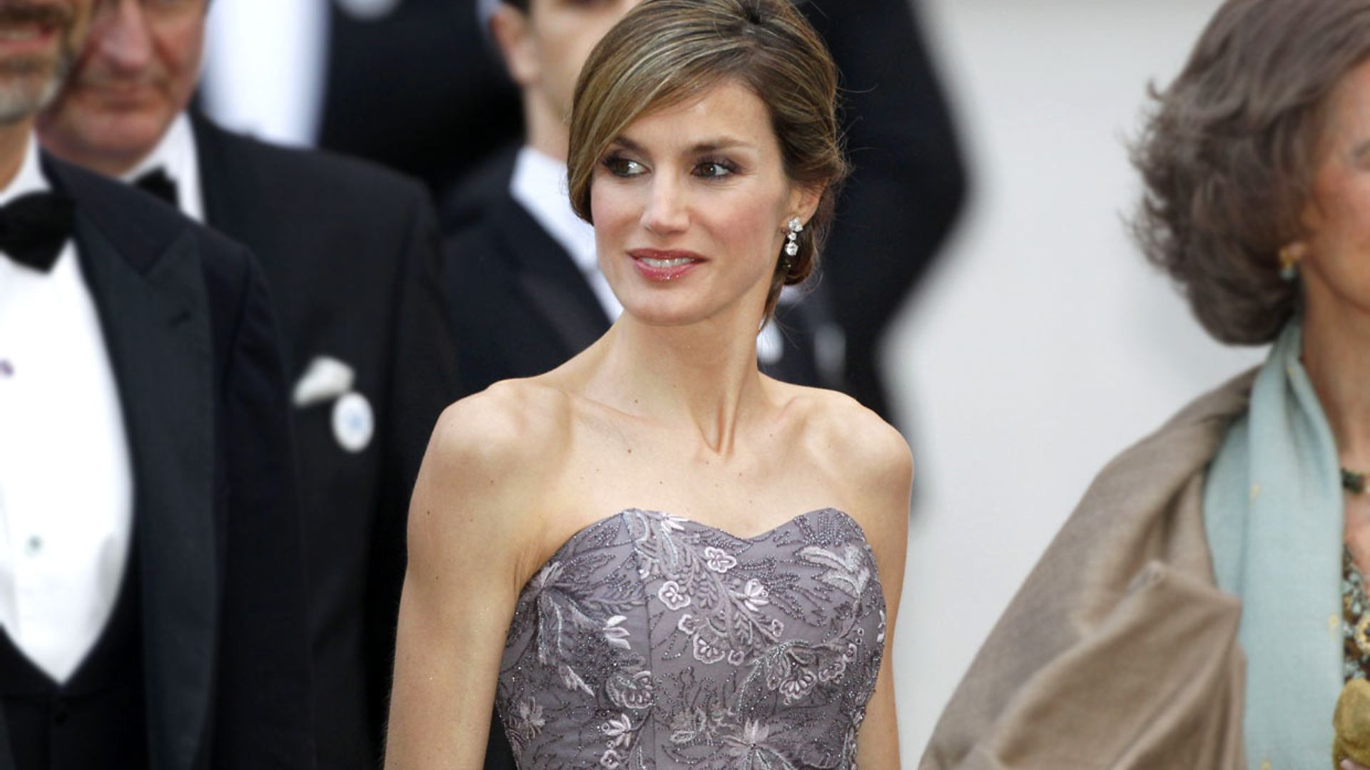 Mirada al pasado: los 10 mejores looks de doña Letizia en esta década