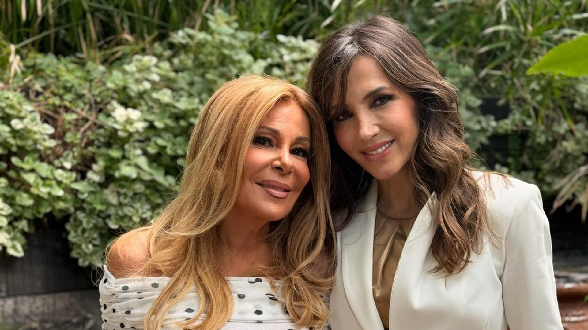 Paloma Lago y Ana Obregón, que fueron cuñadas en su día, siguen manteniendo una buenísima relación