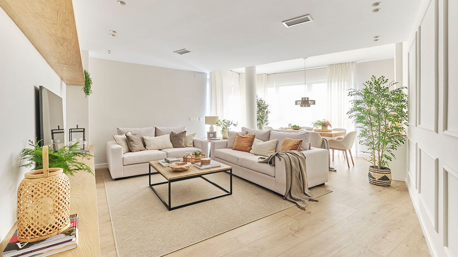 La esencia nórdica de un piso acogedor y luminoso en Barcelona