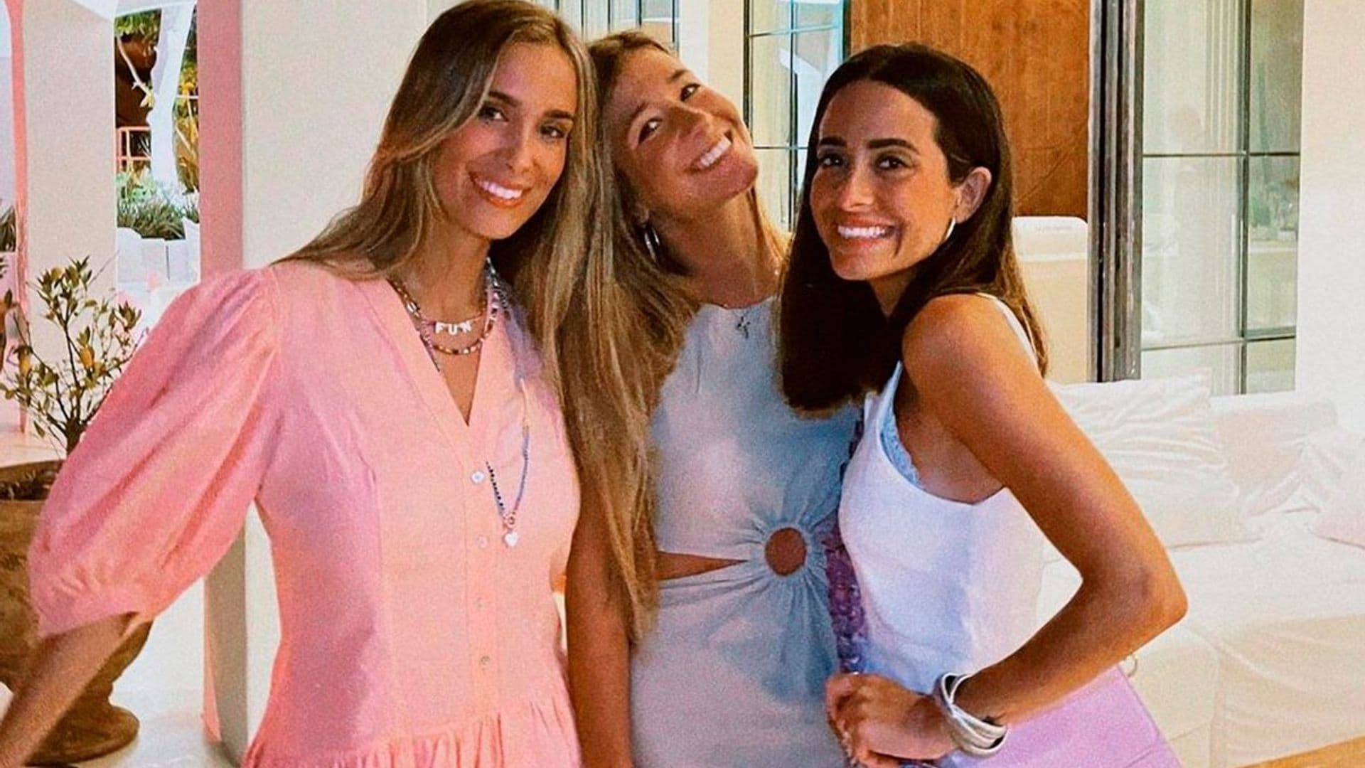 María Pombo y su gran fiesta con amigas en Ibiza