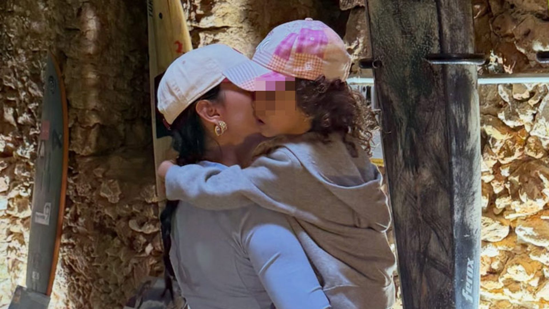 Georgina, con su hija Alana