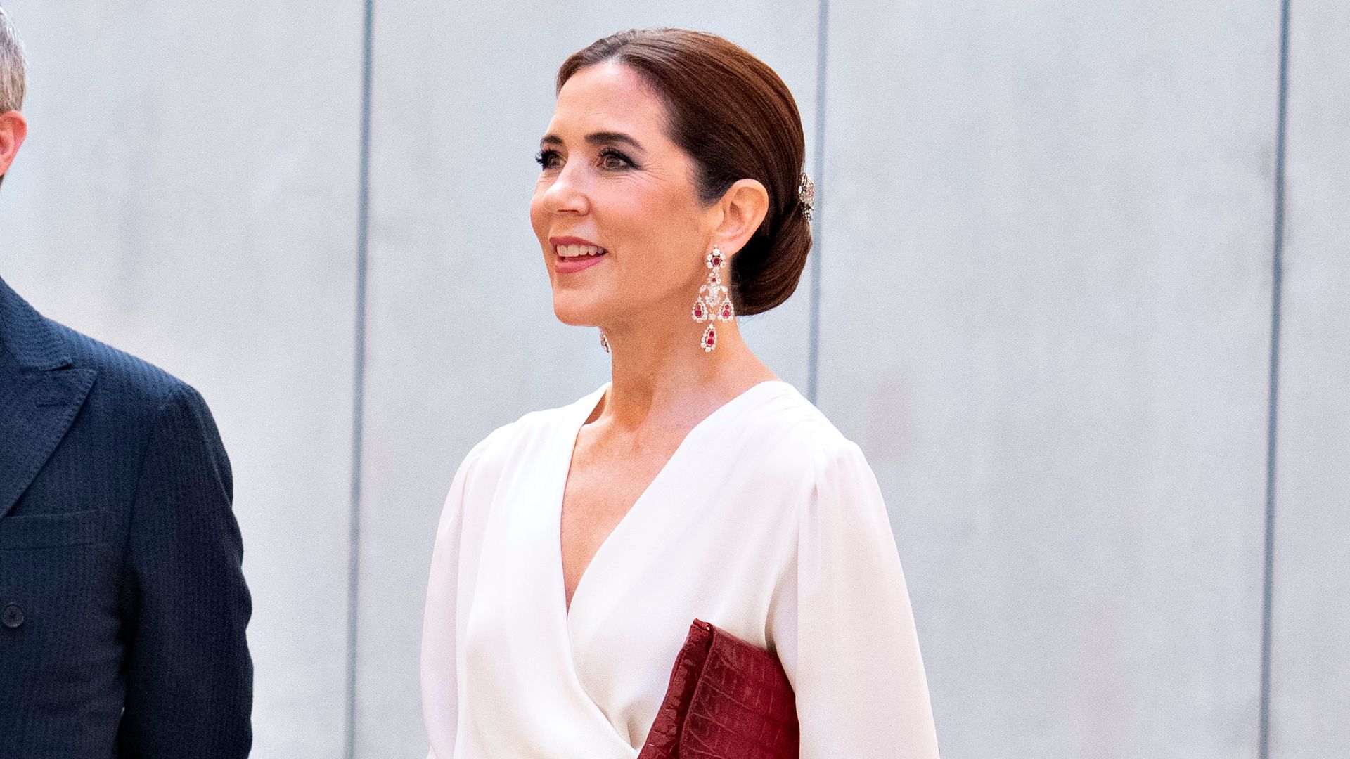 Hablamos con Inés Domecq tras vestir a Mary de Dinamarca: "Que alguien con un estilo tan elegante y personal nos elija es una alegría inmensa"