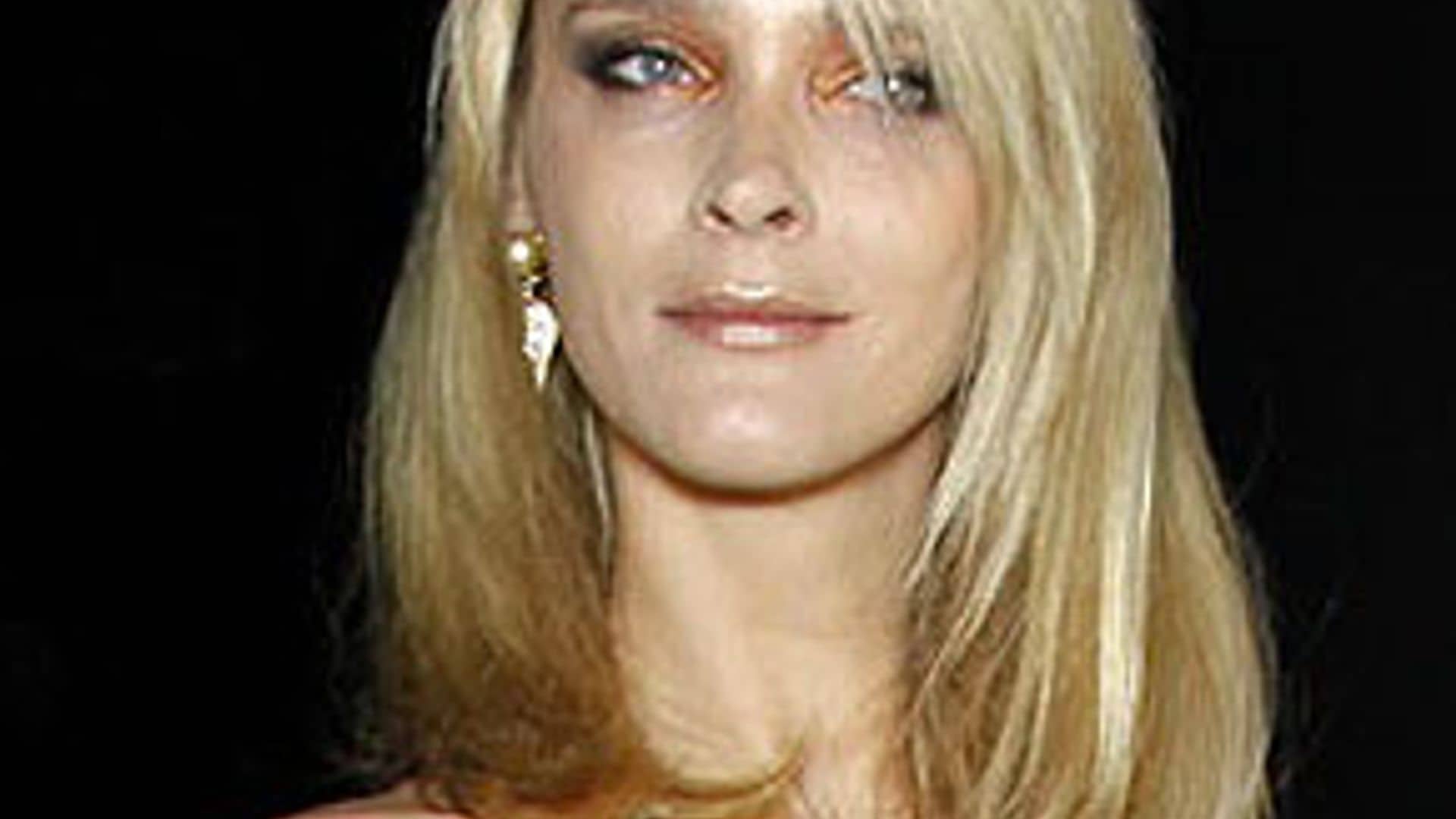 carmen kass armani 1