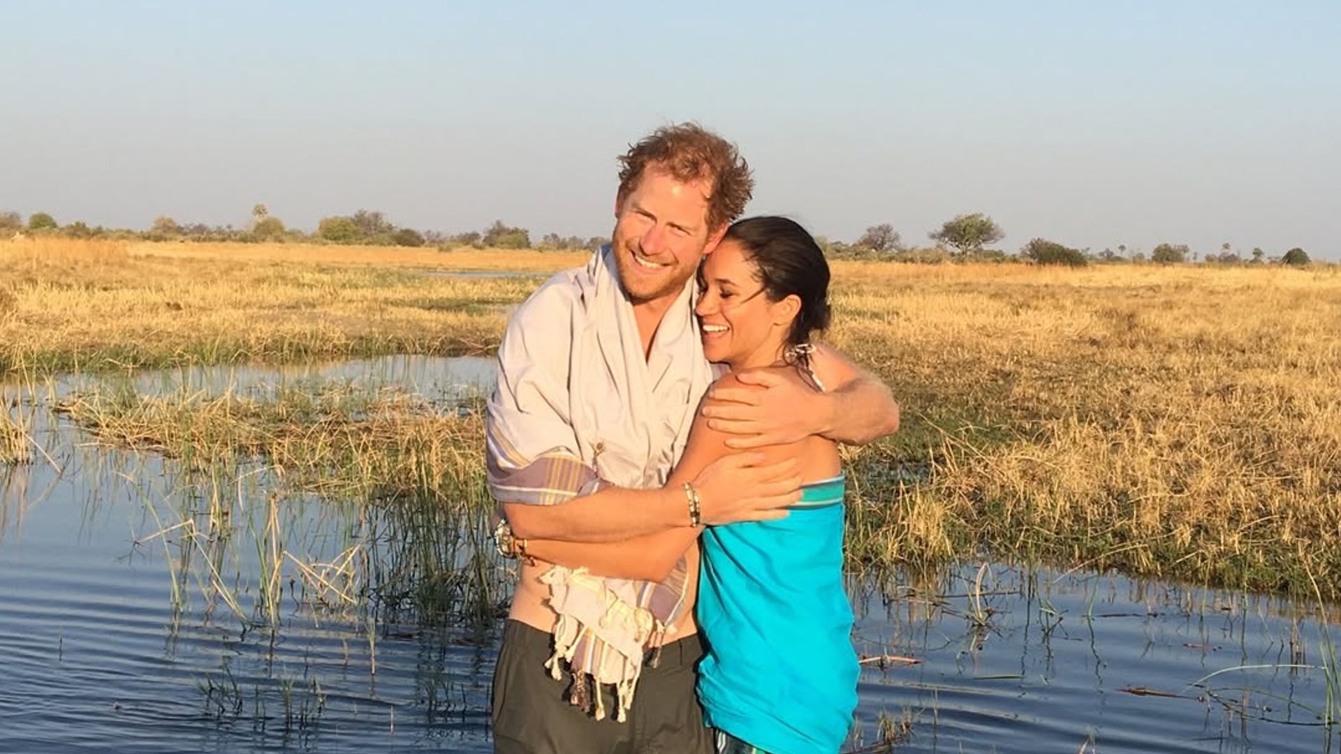 Meghan Markle celebra el Día de los Enamorados con una imagen inédita de Harry y la princesa Lilibet: "Mis Valentines por siempre"