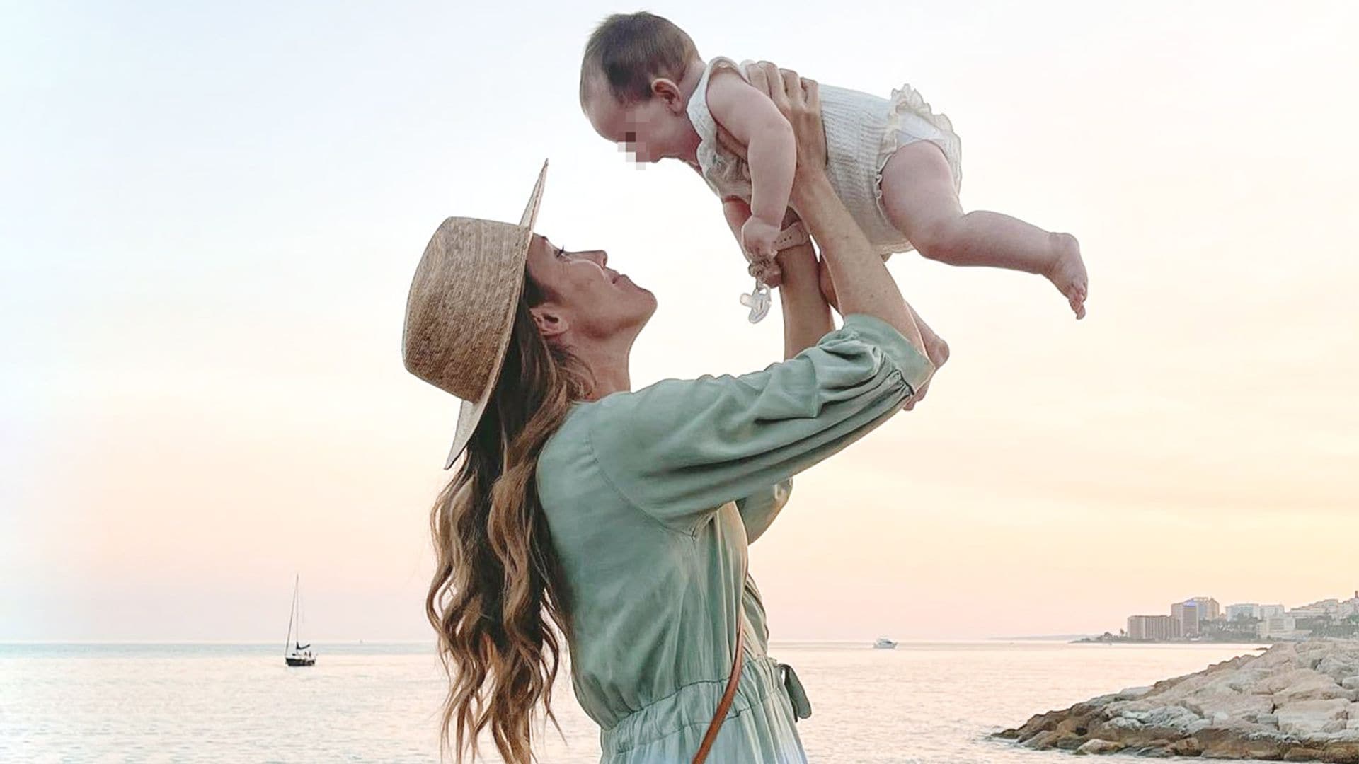 Marta Fernández cuenta por qué su hija estaba predestinada a llamarse Alba