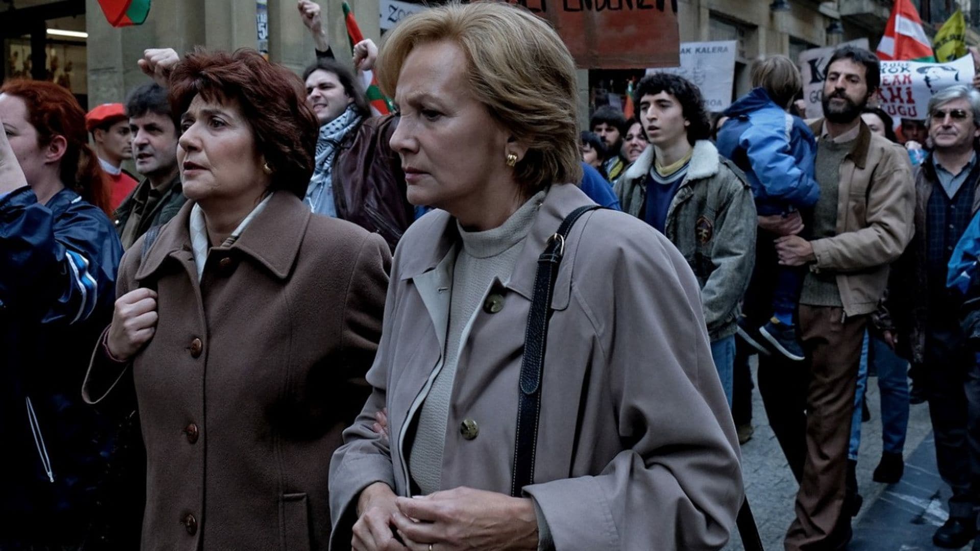 Las series 'Patria' y 'Antidisturbios' se estrenarán en el Festival de cine de San Sebastián