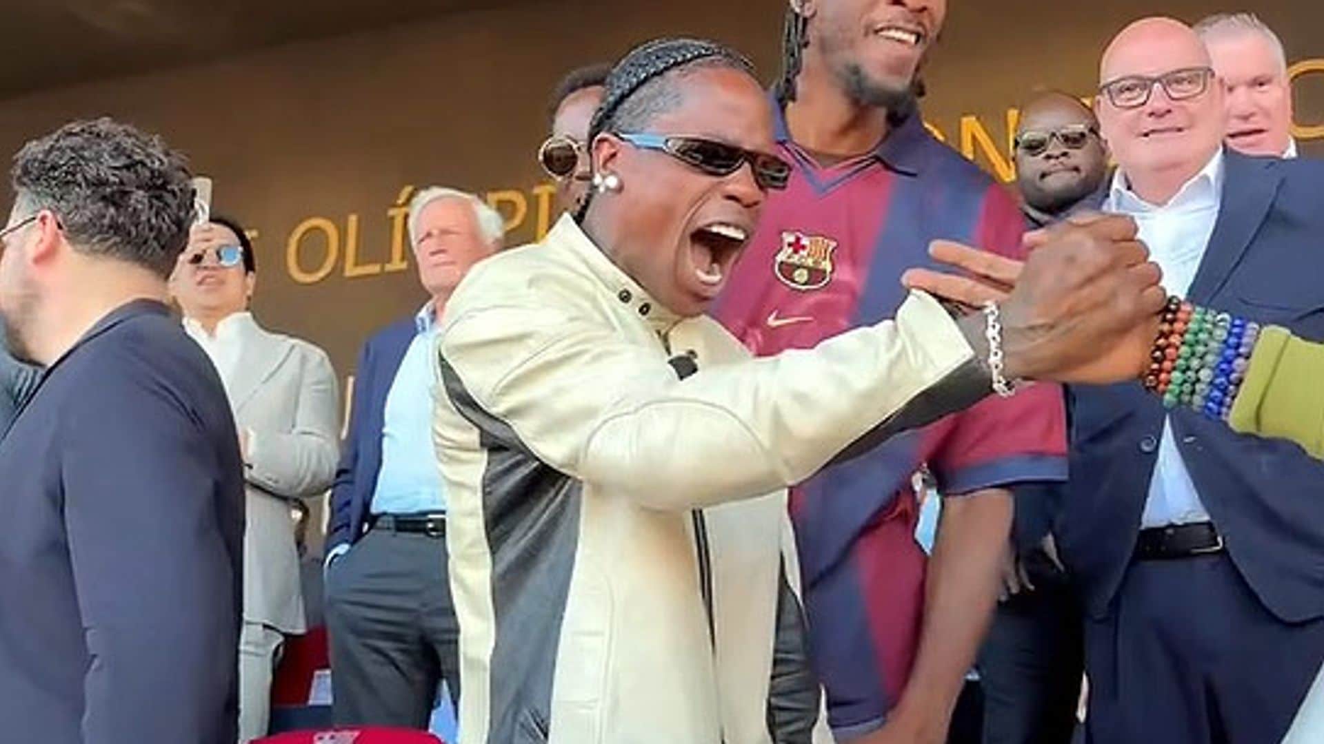 El vídeo viral de Travis Scott vibrando como un auténtico forofo del Barcelona en pleno estadio