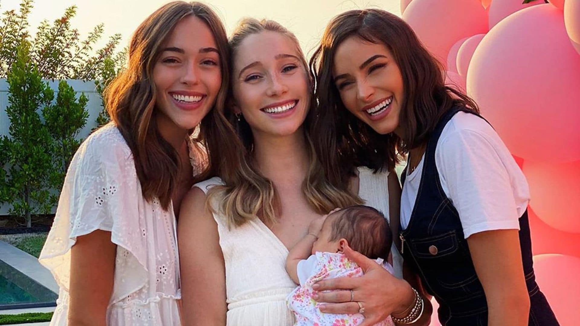 Olivia Culpo celebra la ‘baby shower’ de su hermana… ¡con el bebé ya nacido!