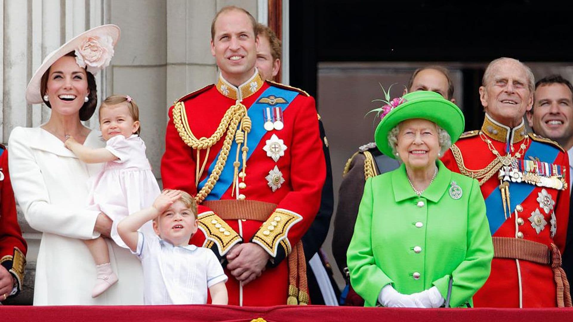 Estos son los 5 alimentos que la Familia Real británica evita en su dieta, ¡algunos no los creerás!