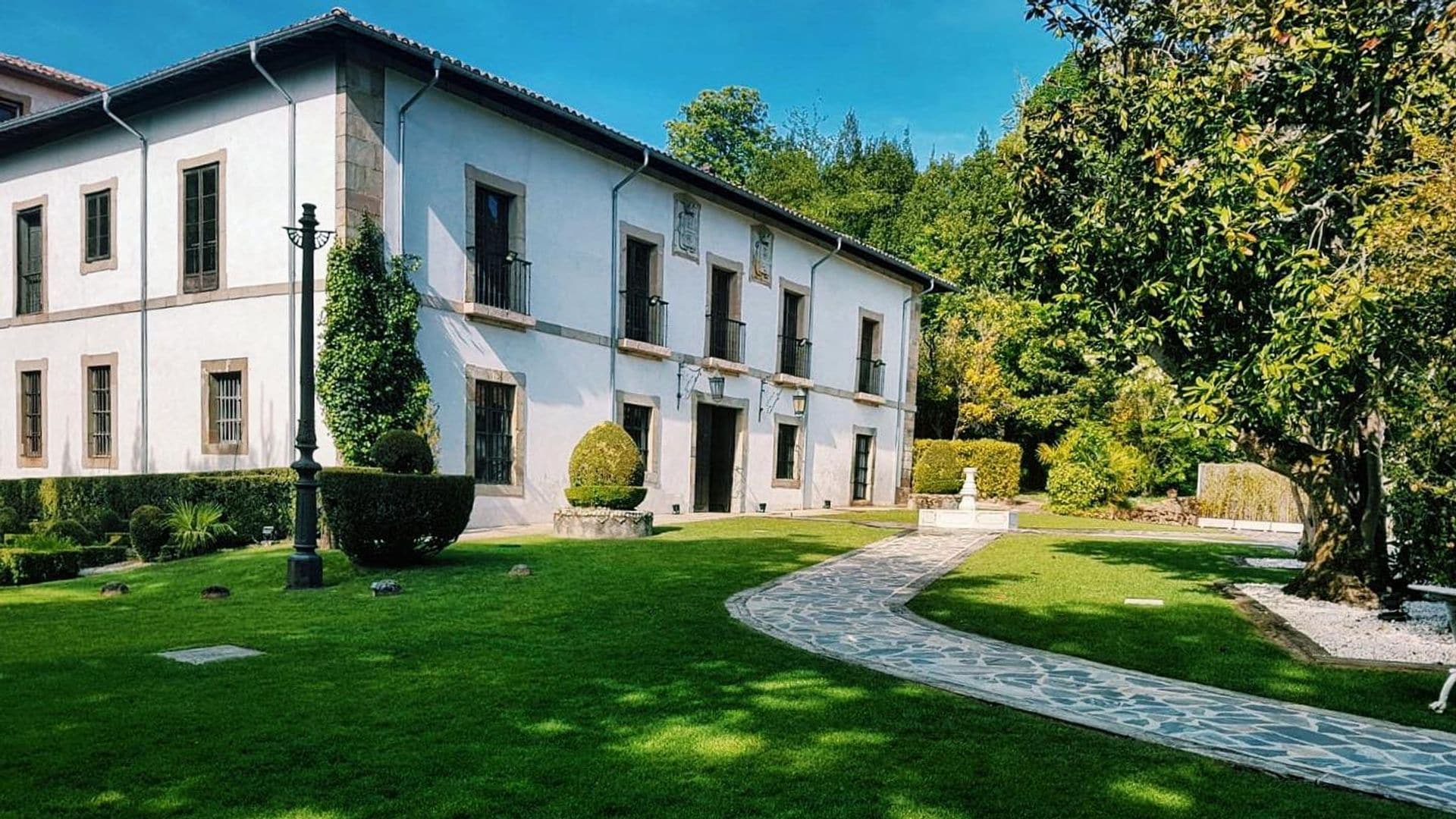 Palacio de Valdesoto, en el pueblo de Valdesoto, Asturias