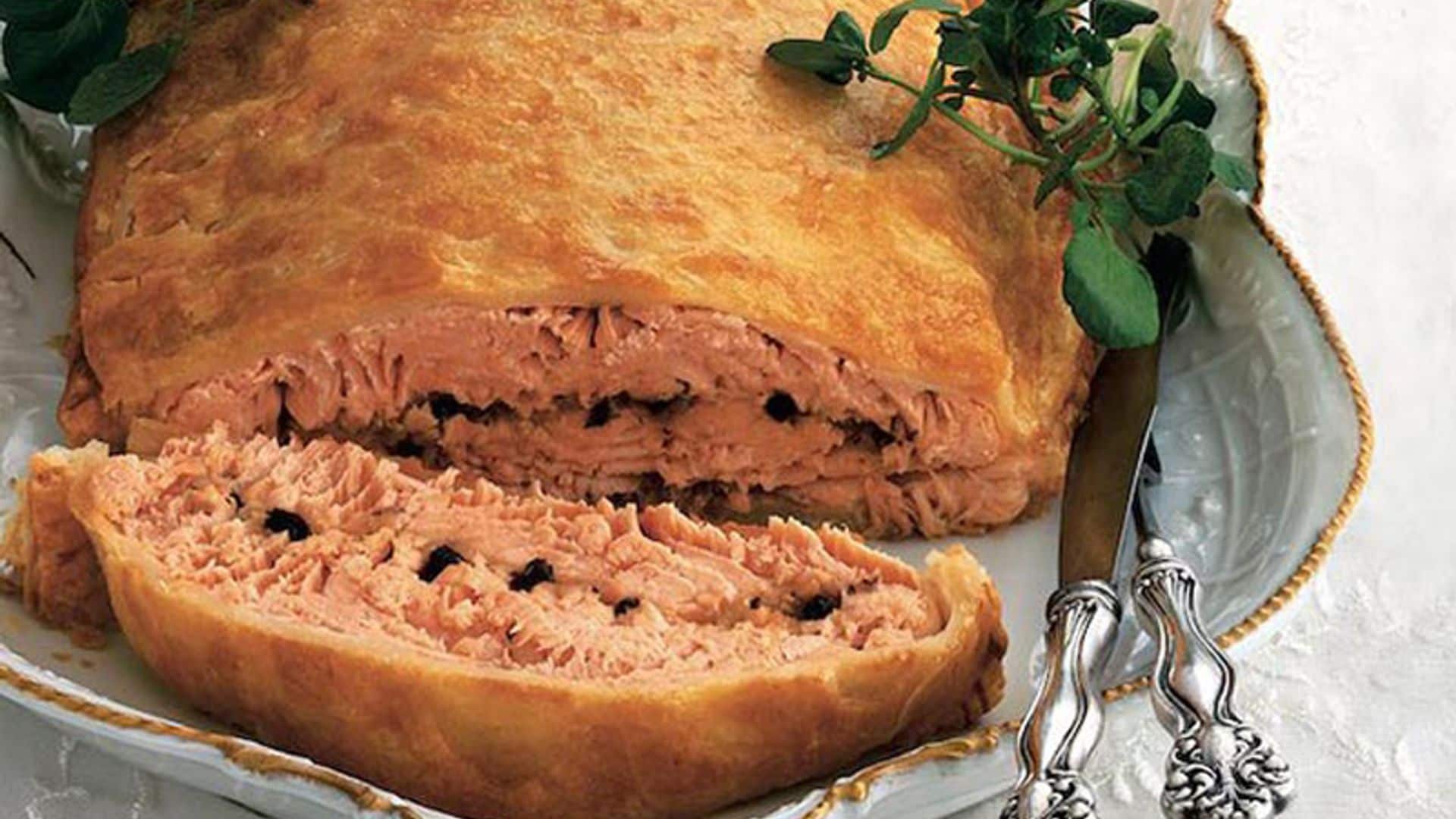 Hojaldre de salmón con pasas
