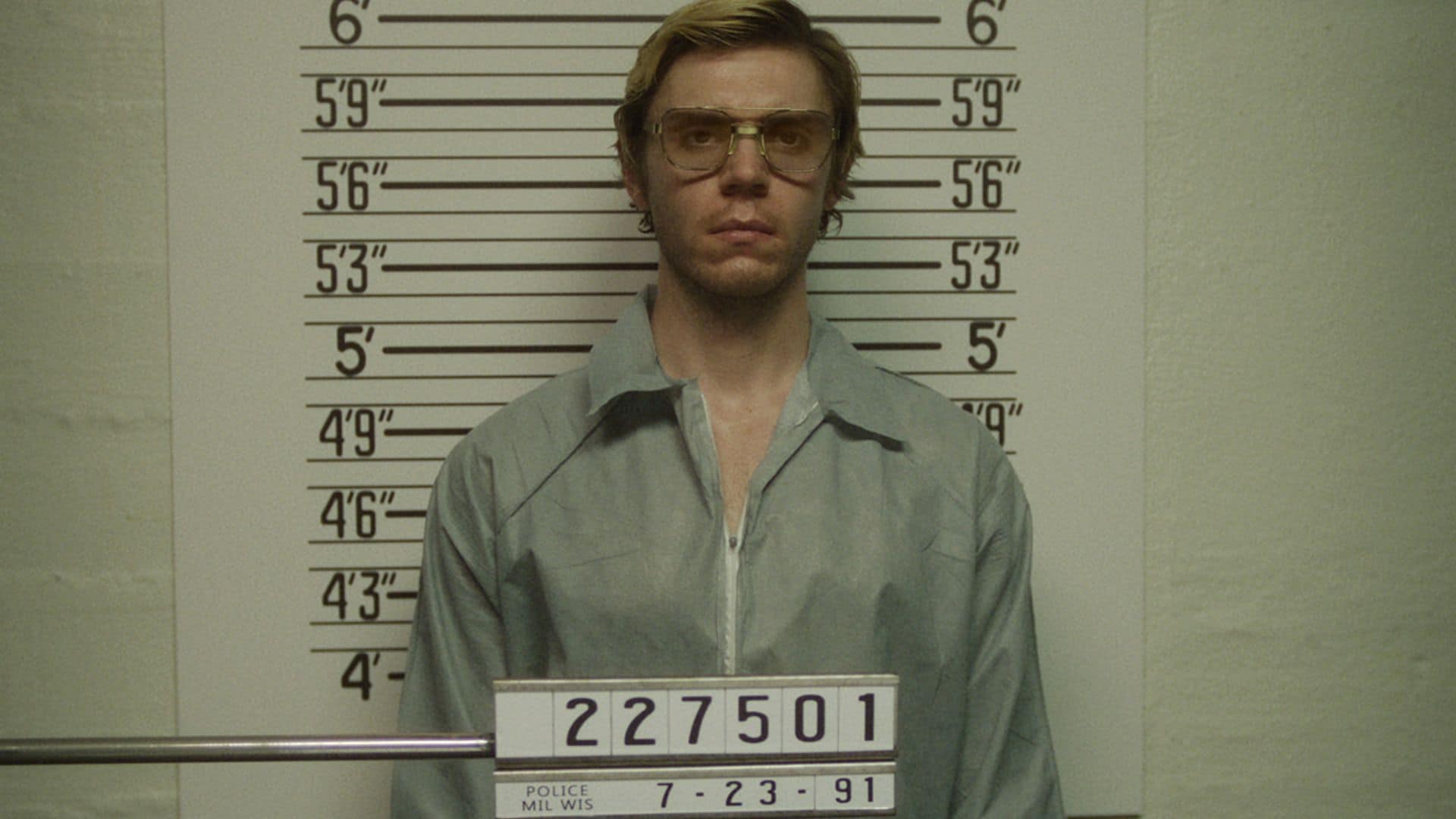 ¿Quién mató a Jeffrey Dahmer y qué fue de su vecina, la heroína Glenda Cleeveland?
