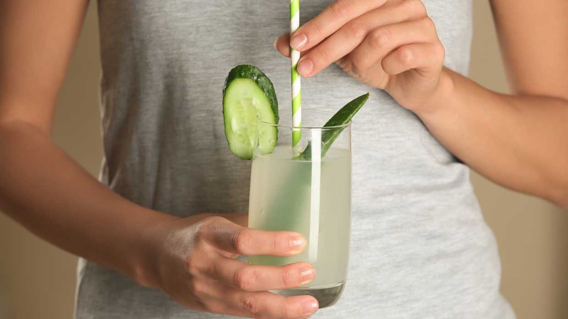 ¿Por qué todo el mundo está bebiendo zumos de aloe vera?