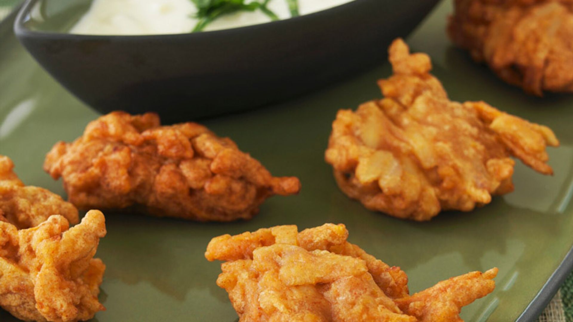 'Nuggets' de zanahoria y chirivía con salsa de yogur