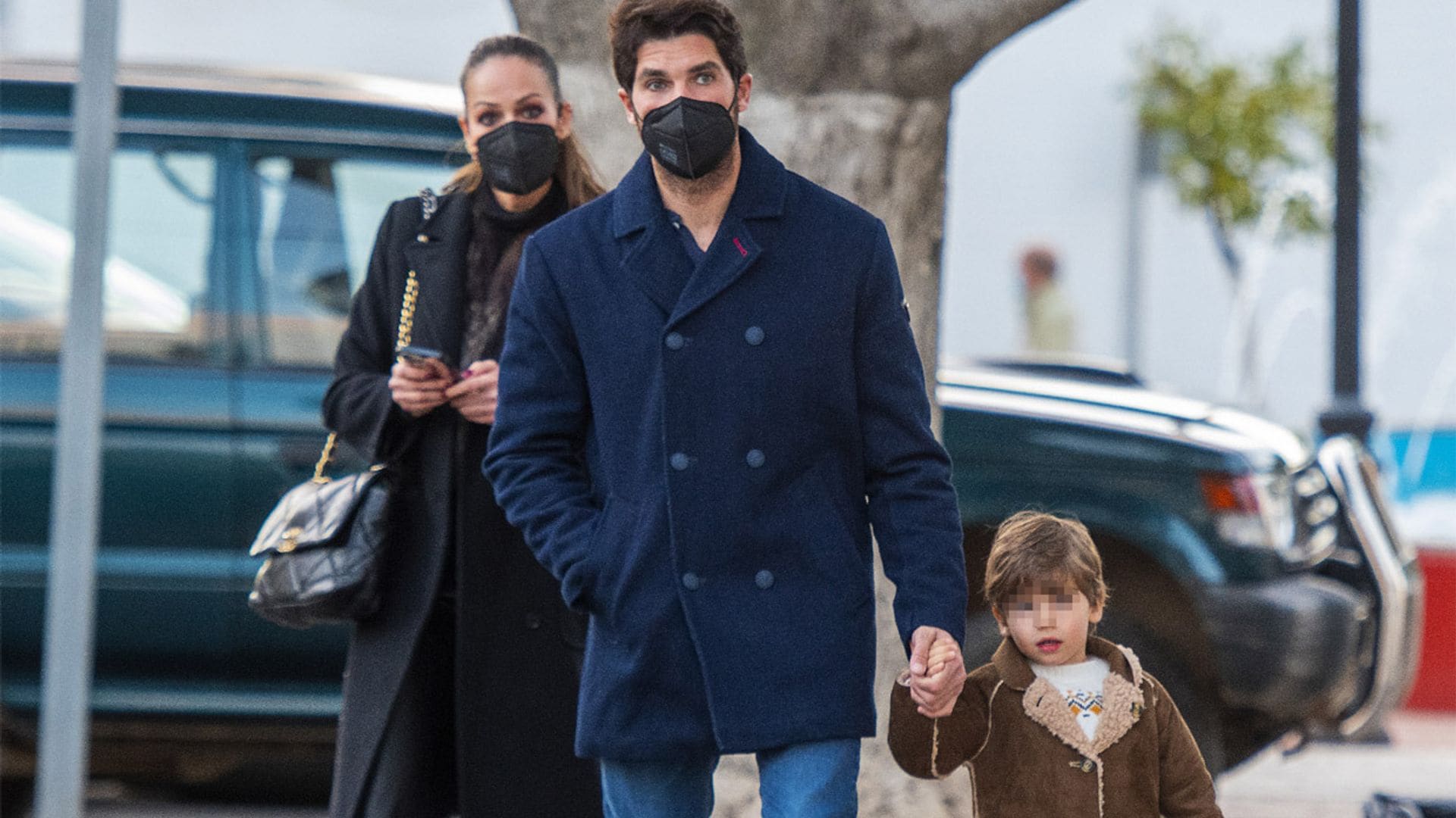 ¡Comienza la fiesta! Eva González y Cayetano Rivera celebran el cuarto cumpleaños de su hijo