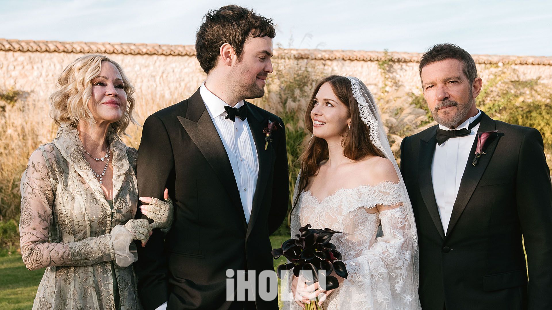 Melanie Griffith con Antonio Banderas y su hija el día de su boda