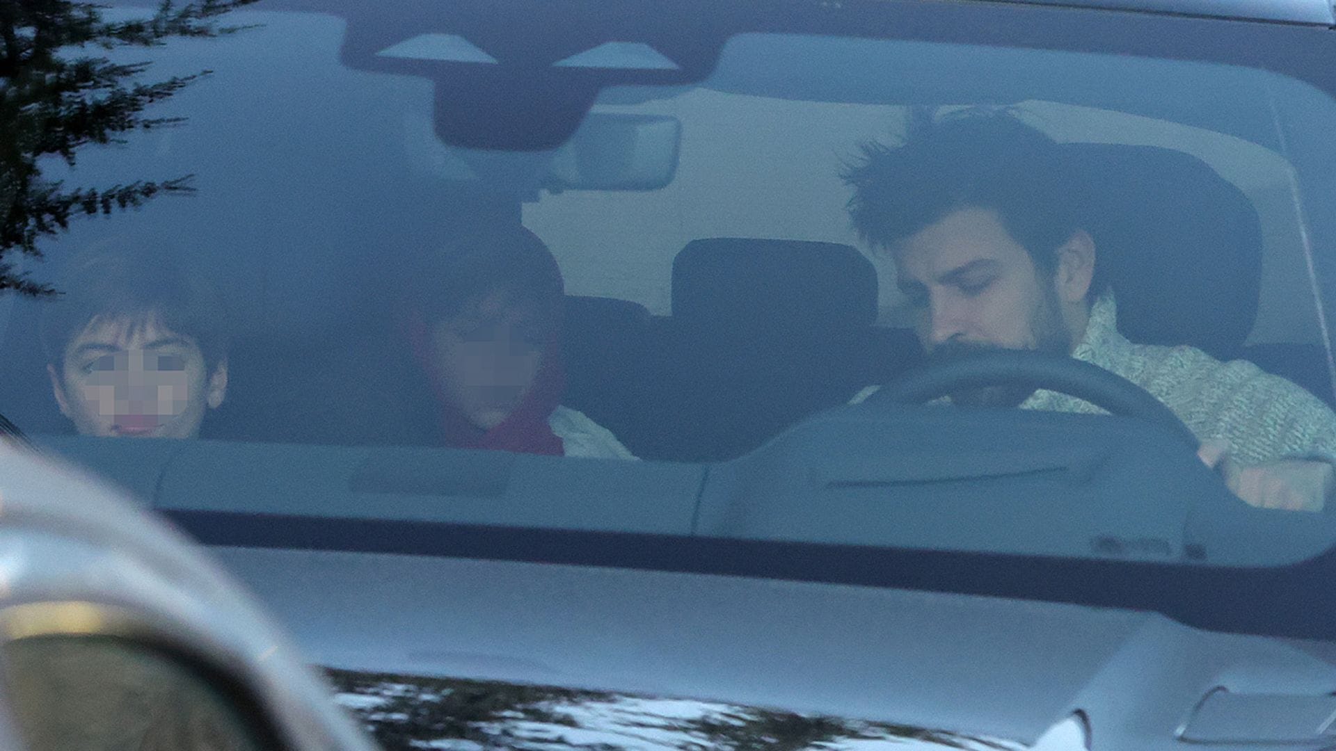 Gerard Piqué se reencuentra con sus hijos en Barcelona tras las contundentes palabras de Shakira en los Grammy Latinos