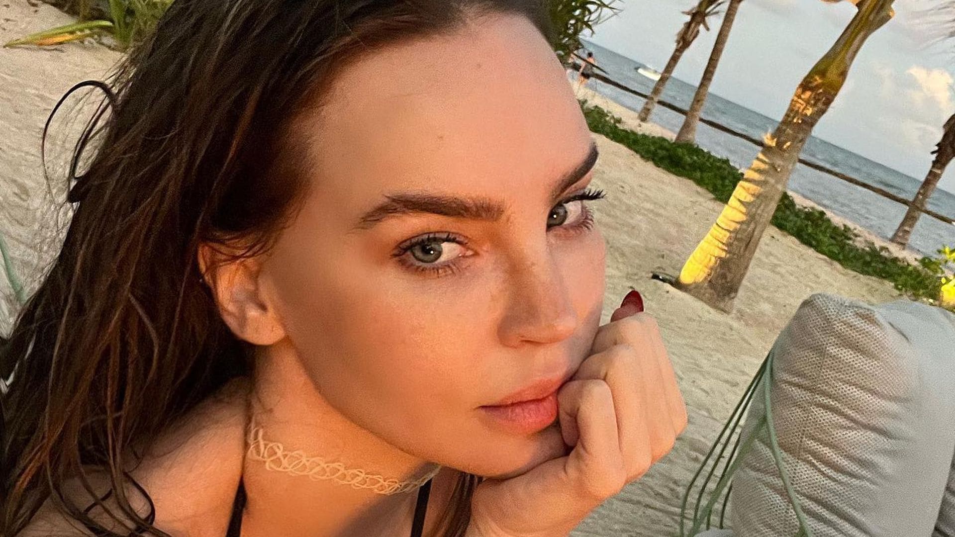 ‘La euforia posiblemente hizo que no midiera su fuerza’, asegura Belinda tras el susto que pasó con un fan