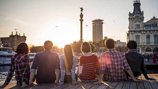 barcelona jovenes